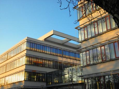 Moderne Universität - Wolfgang Bergter - Array auf Array - Array - 