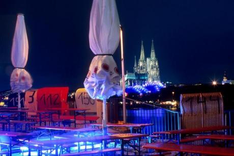 Cologne Blue - Stefan Havadi-Nagy -  auf  - Array - 