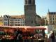 Markttag in Halle an der Saale  - Wolfgang Bergter - - auf Leinwand - Stadtansichten-Sommer-Sonne - 