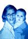 Frau mit Kind in blau - Andrea Maria Toscano - Acryl auf Papier - Frauen-Gesichter-Kinder - PopArt